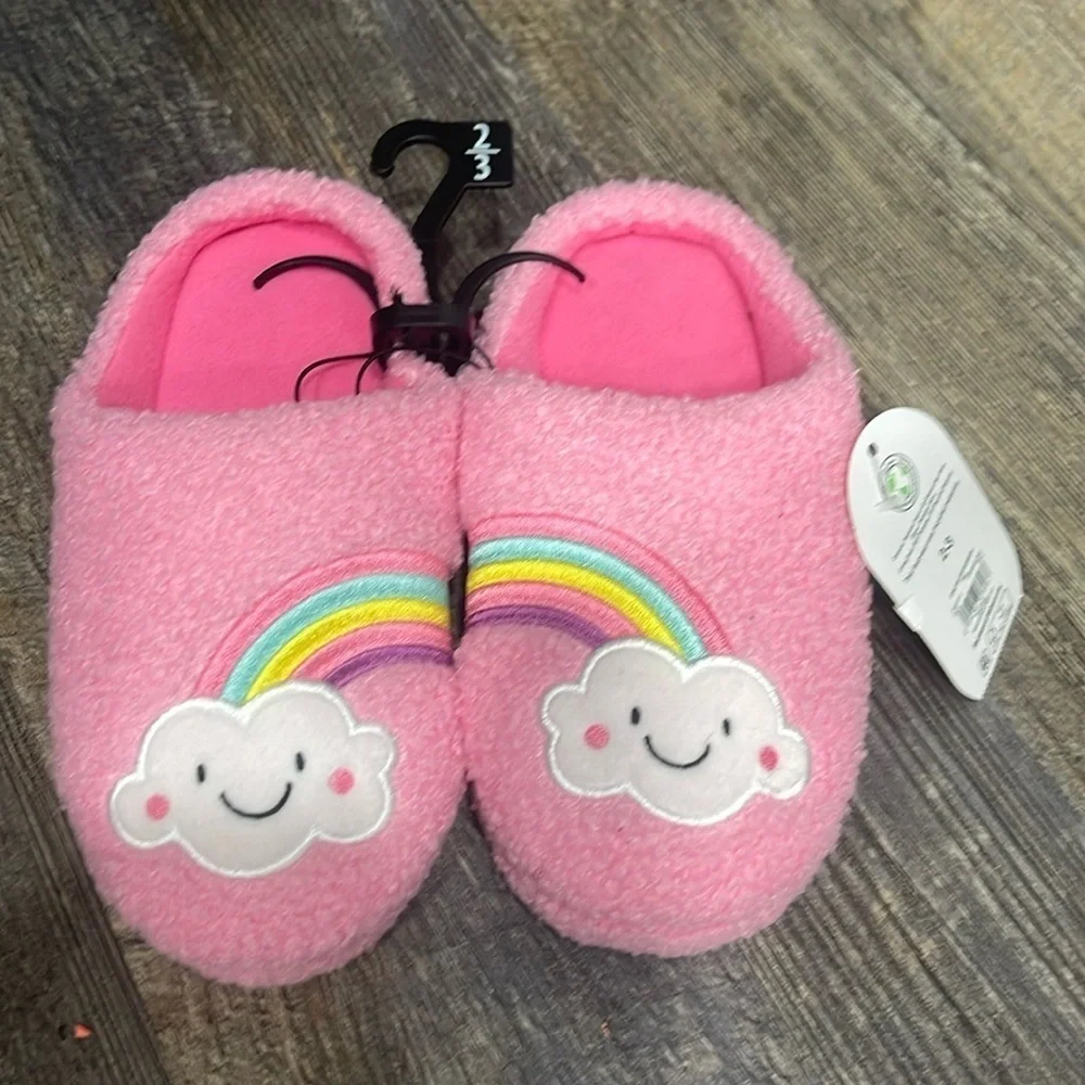 Wonder nation slippers for girls